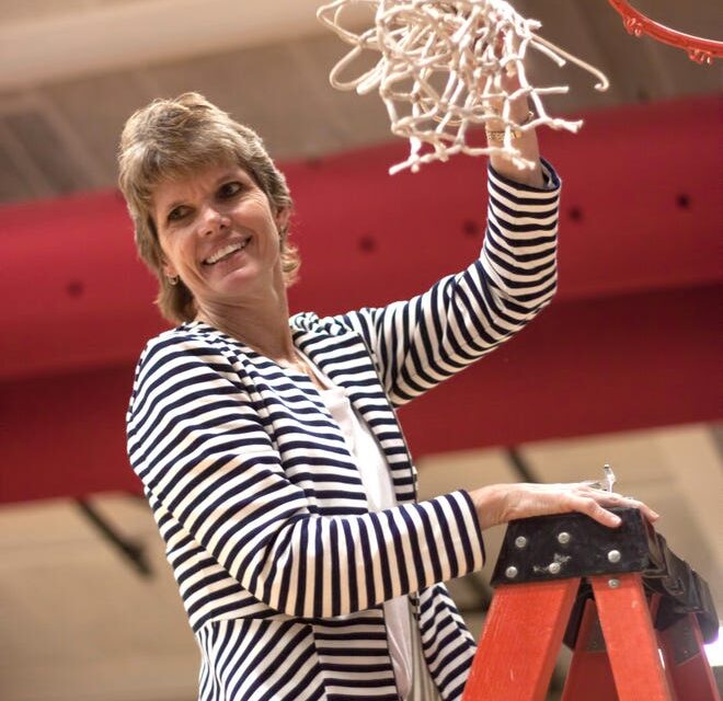 GC ATHLETICS Former Women S Basketball Head Coach Inducted Into The   Pro XwMNvt2u 660x640 